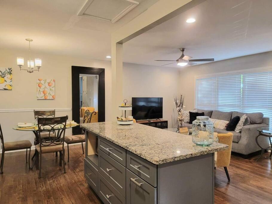 Refreshed!! Private 4Brms 2 Bath - 2 King Beds!! Villa Smyrna Exterior foto
